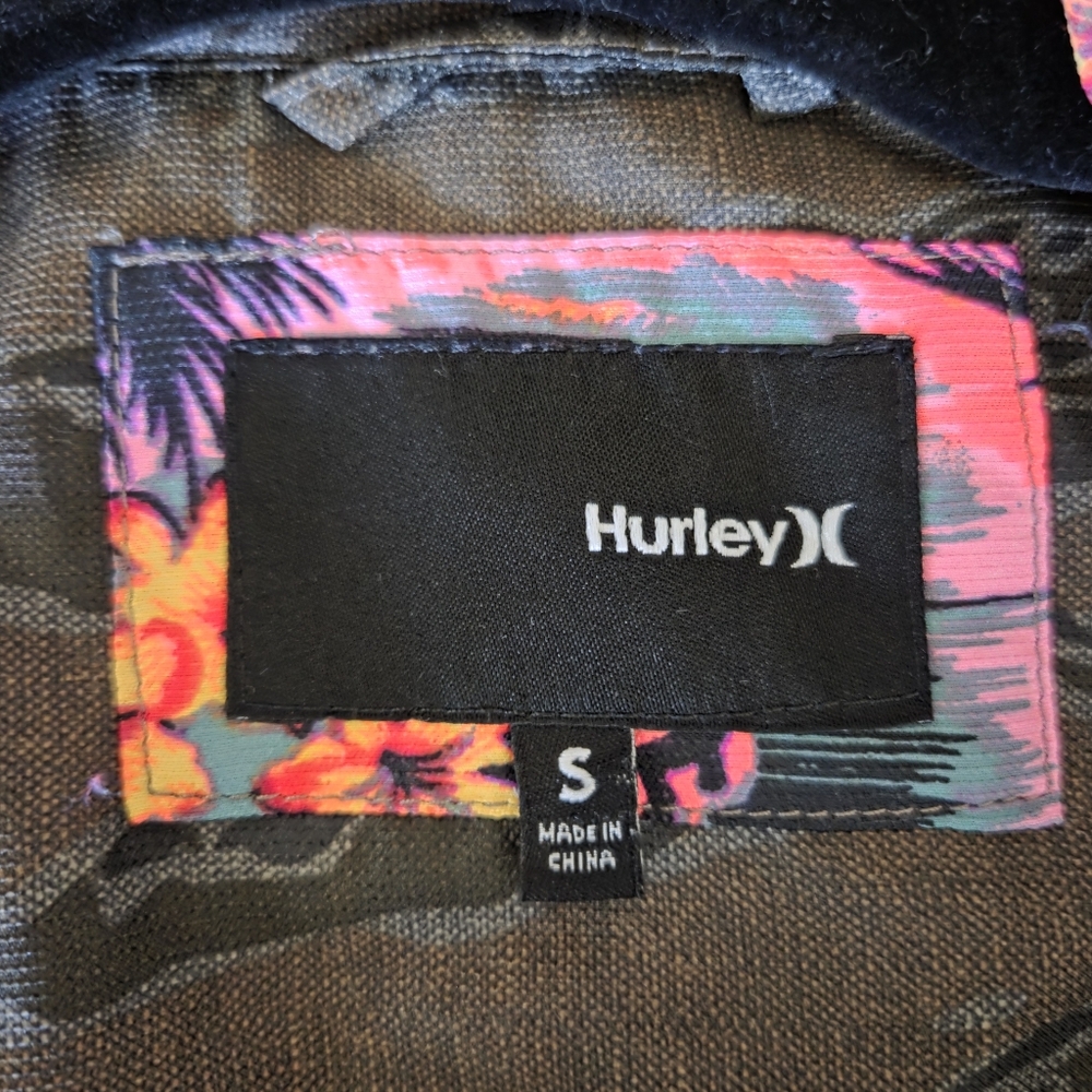 Hurley Camo Lightweight Utility Jacket With Colorful Tropical Trim Size Small - Picture 4 of 16